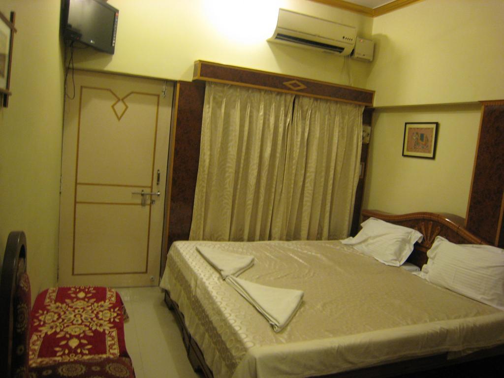 Kedareswar B&B Varanasi Quarto foto