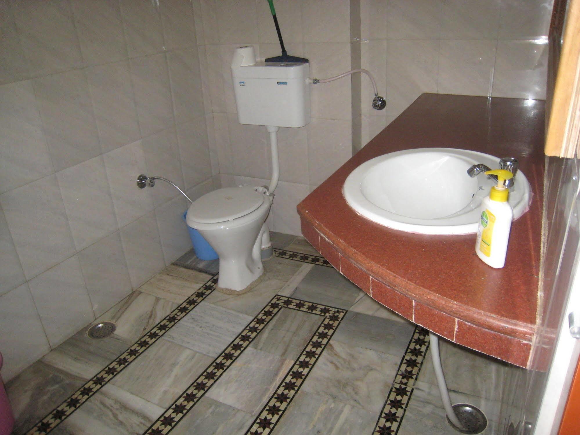 Kedareswar B&B Varanasi Exterior foto
