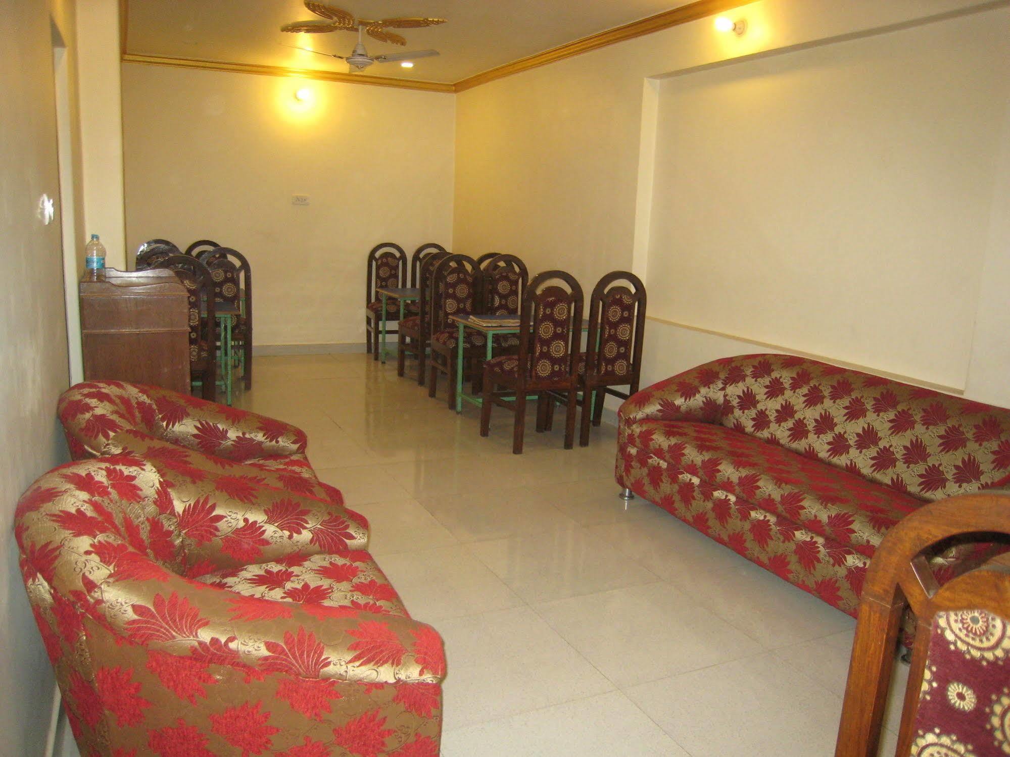 Kedareswar B&B Varanasi Exterior foto